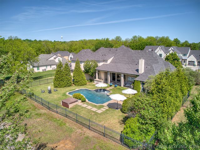 3306 W 68th Street, Tulsa, OK 74132