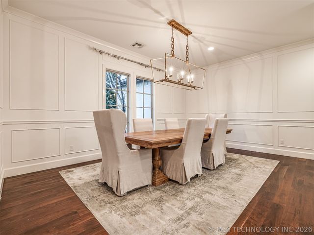 3306 W 68th Street, Tulsa, OK 74132