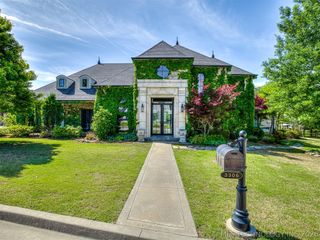 3306 W 68th Street, Tulsa, OK 74132
