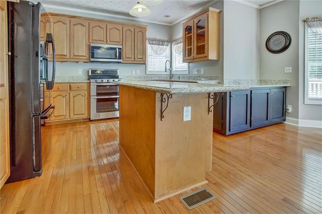 190 Baywatch Circle, Fayetteville, GA 30215