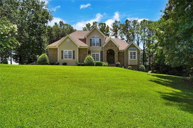 190 Baywatch Circle, Fayetteville, GA 30215