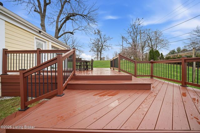 608 Cloverlea Rd, Louisville, KY 40206