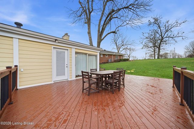 608 Cloverlea Rd, Louisville, KY 40206