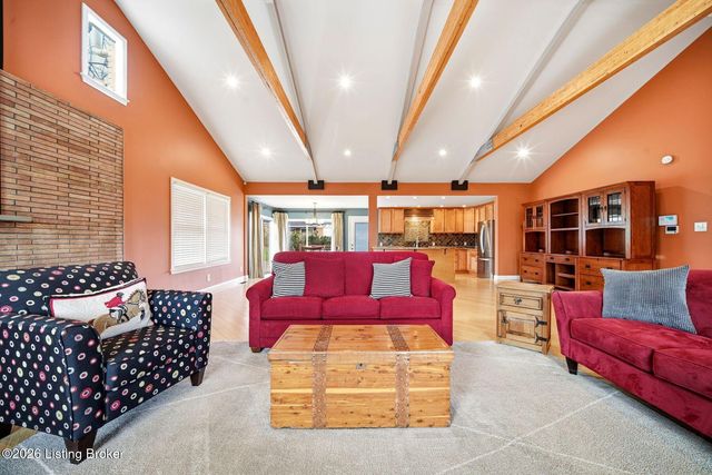 608 Cloverlea Rd, Louisville, KY 40206