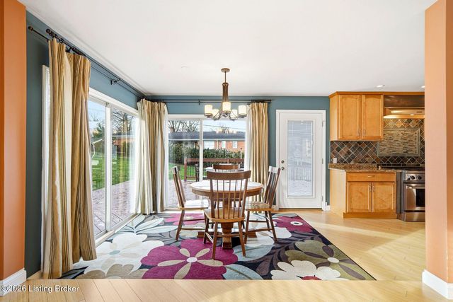 608 Cloverlea Rd, Louisville, KY 40206