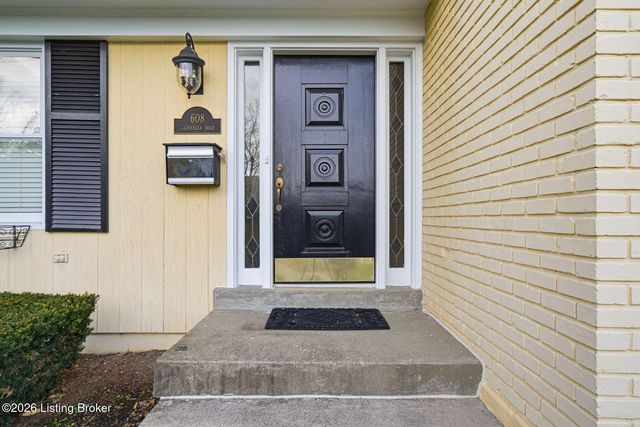 608 Cloverlea Rd, Louisville, KY 40206