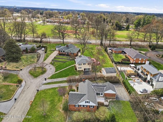 608 Cloverlea Rd, Louisville, KY 40206