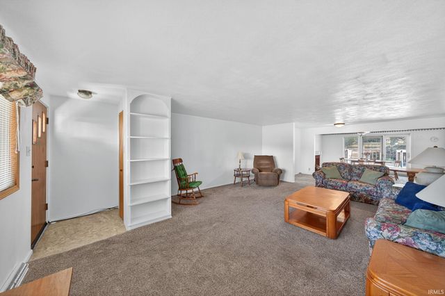 222 N Tuxedo Drive, South Bend, IN 46615