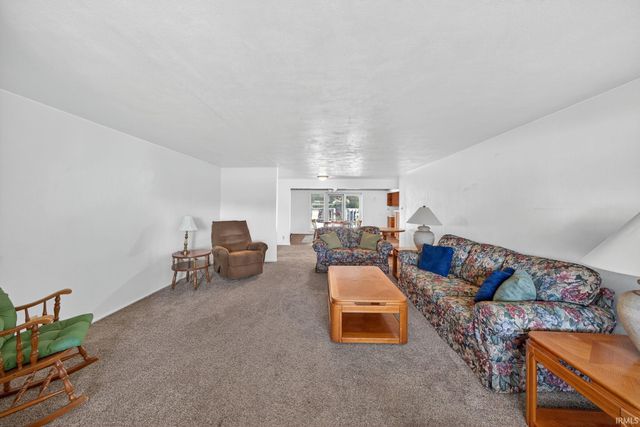 222 N Tuxedo Drive, South Bend, IN 46615