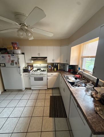 18430 Cowing Court, Homewood, IL 60430