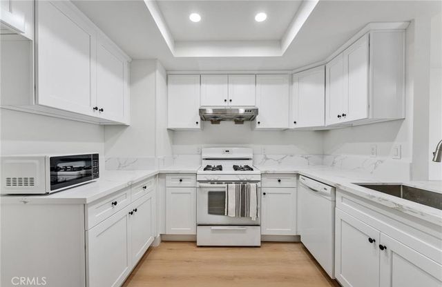 1070 Walnut Grove, Rosemead, CA 91770