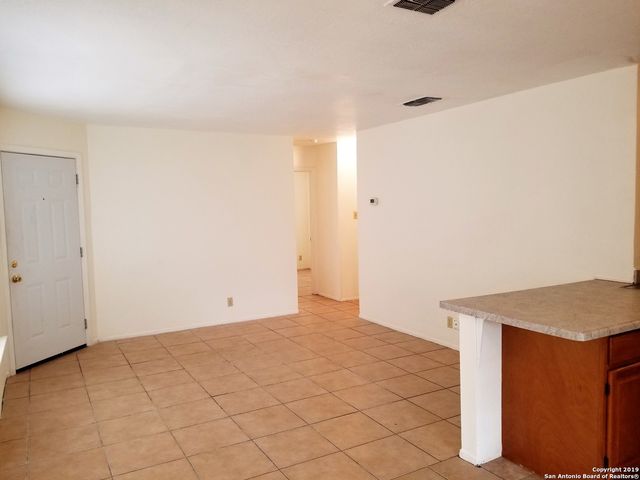 9654 Simplicity, San Antonio, TX 78245