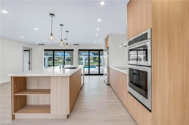 105 Sinclair ST SE, Port Charlotte, FL 33952