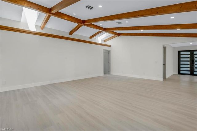 105 Sinclair ST SE, Port Charlotte, FL 33952