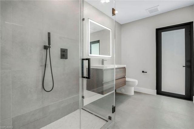 105 Sinclair ST SE, Port Charlotte, FL 33952