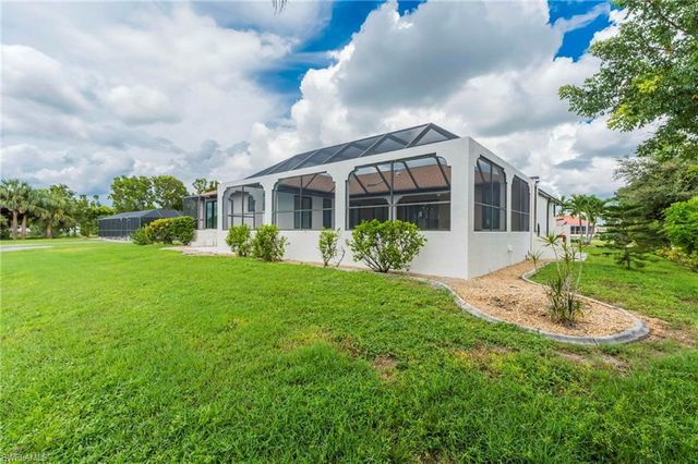 105 Sinclair ST SE, Port Charlotte, FL 33952