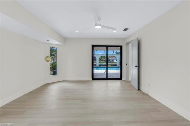 105 Sinclair ST SE, Port Charlotte, FL 33952