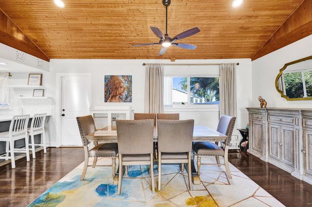 201 SE 24 Avenue, Boynton Beach, FL 33435