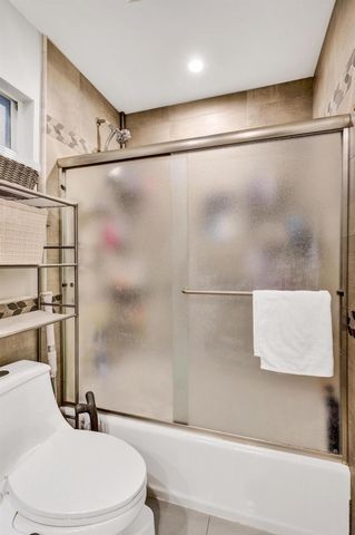 201 SE 24 Avenue, Boynton Beach, FL 33435