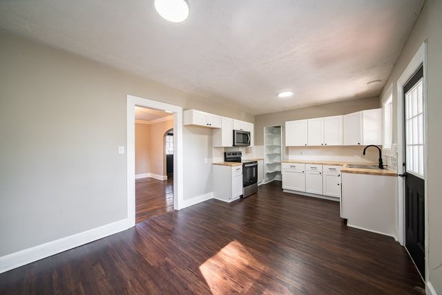 1054 Lawyers Lane, Columbus, GA 31906