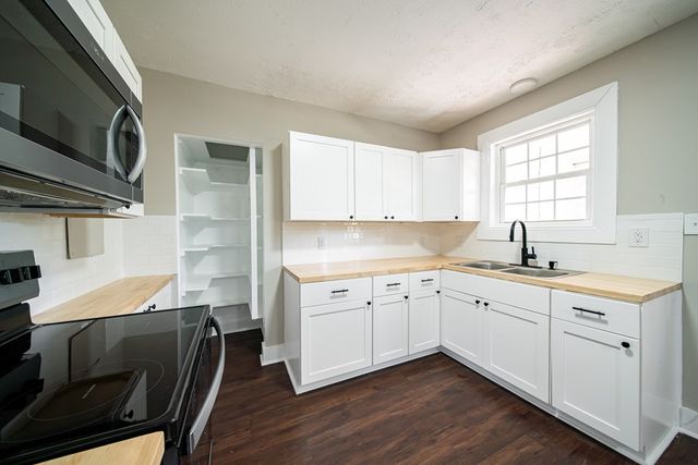 1054 Lawyers Lane, Columbus, GA 31906