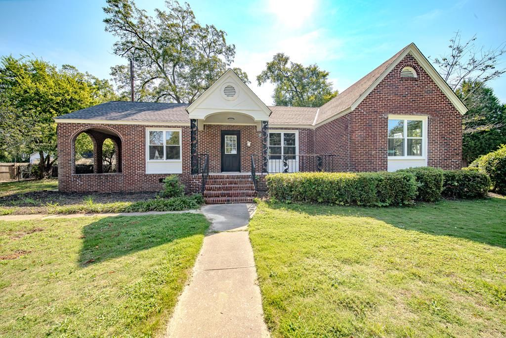 1054 Lawyers Lane, Columbus, GA 31906