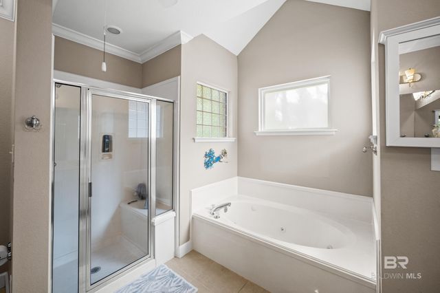 11 Lakeside Drive, Gulf Shores, AL 36542