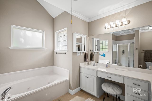 11 Lakeside Drive, Gulf Shores, AL 36542