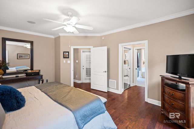 11 Lakeside Drive, Gulf Shores, AL 36542