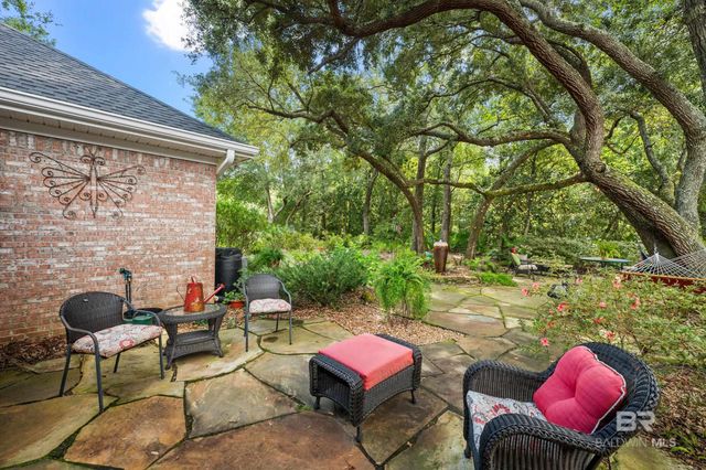 11 Lakeside Drive, Gulf Shores, AL 36542