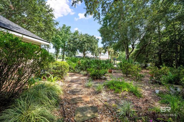 11 Lakeside Drive, Gulf Shores, AL 36542