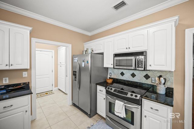 11 Lakeside Drive, Gulf Shores, AL 36542