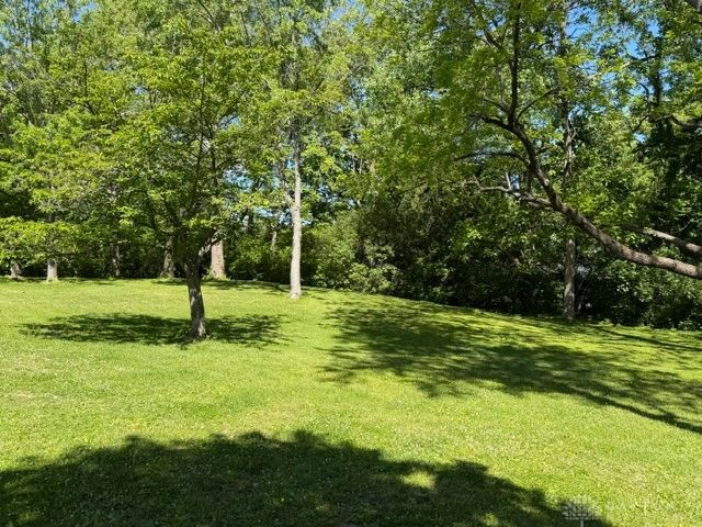221 Grandon Road, Oakwood, OH 45419