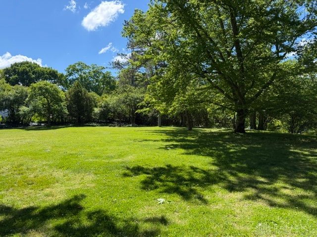 221 Grandon Road, Oakwood, OH 45419
