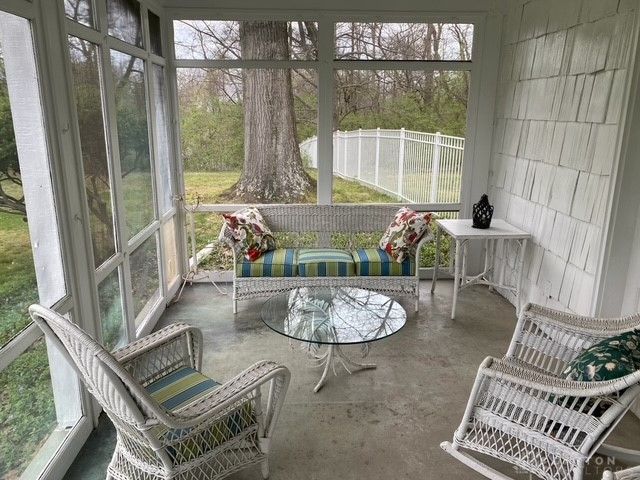 221 Grandon Road, Oakwood, OH 45419