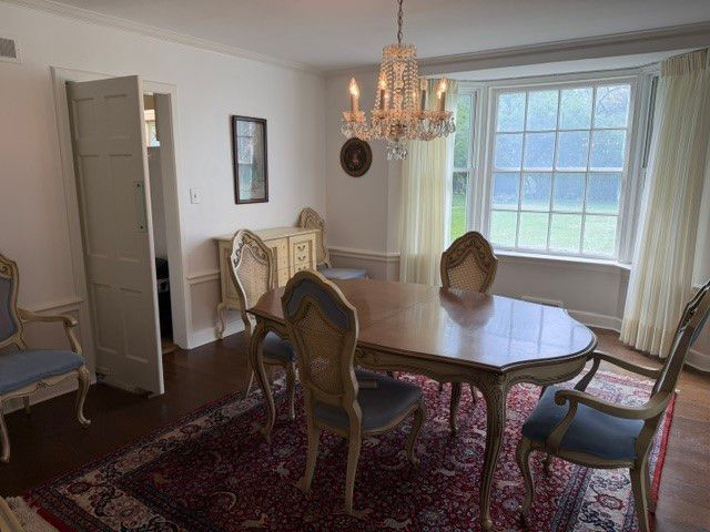 221 Grandon Road, Oakwood, OH 45419