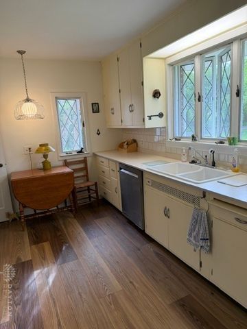 221 Grandon Road, Oakwood, OH 45419
