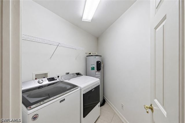 866 Carrick Bend CIR 202, Naples, FL 34110