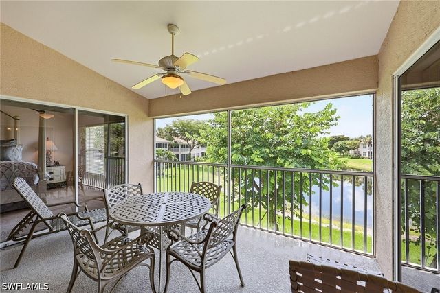 866 Carrick Bend CIR 202, Naples, FL 34110