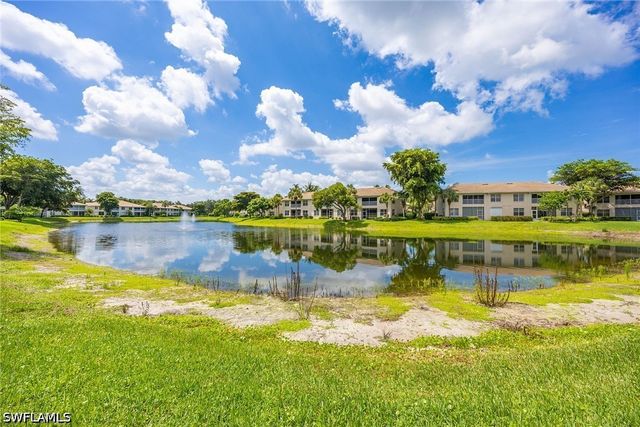 866 Carrick Bend CIR 202, Naples, FL 34110