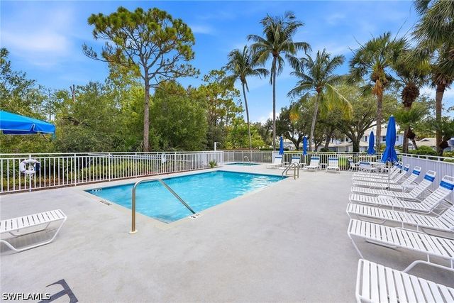 866 Carrick Bend CIR 202, Naples, FL 34110