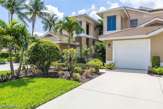 866 Carrick Bend CIR 202, Naples, FL 34110