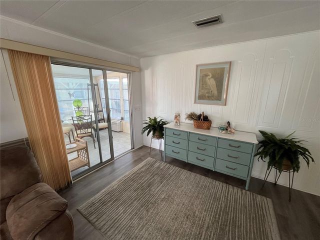984 JOLANDA CIRCLE, Venice, FL 34285