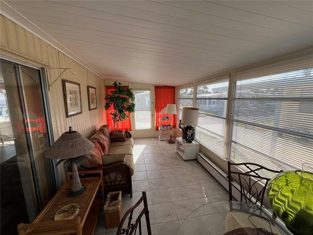 984 JOLANDA CIRCLE, Venice, FL 34285