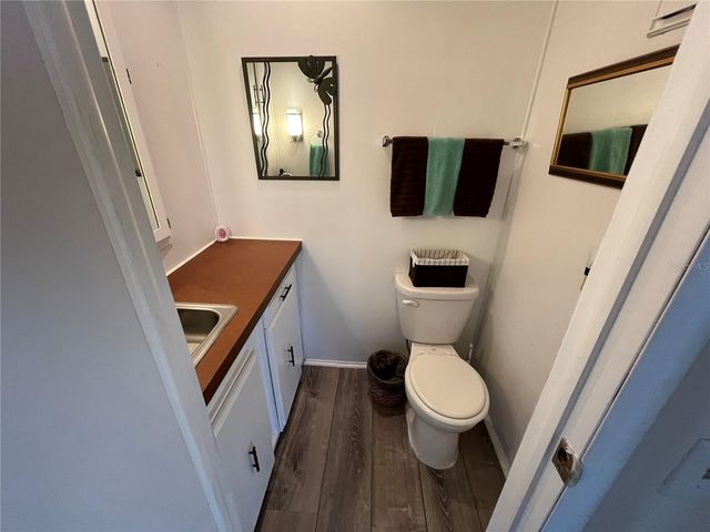 984 JOLANDA CIRCLE, Venice, FL 34285