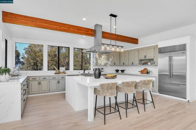 420 Leon Ct, Clayton, CA 94517