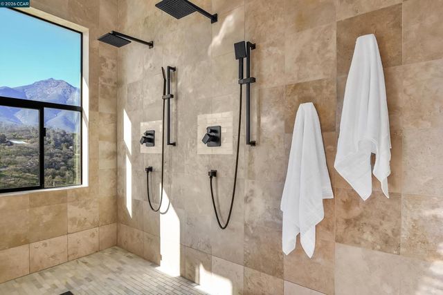 420 Leon Ct, Clayton, CA 94517