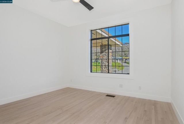 420 Leon Ct, Clayton, CA 94517