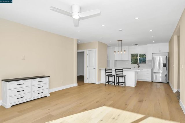 420 Leon Ct, Clayton, CA 94517