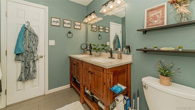 67 Sheldon Street, Central Islip, NY 11722